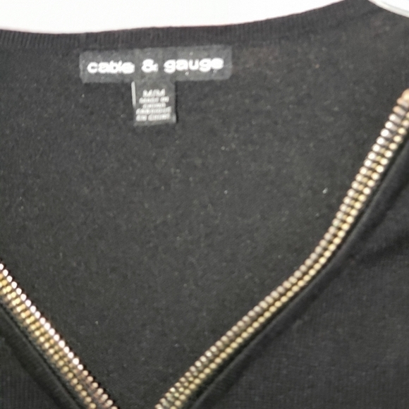 CABLE & Gauge Sweater - Picture 2 of 9